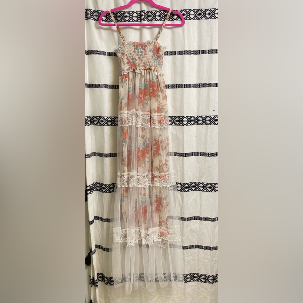 Boutique Floral Lace Maxi Dress xs